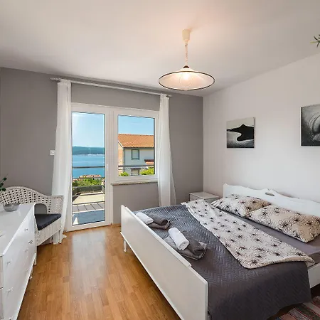 Reizendes Mit Meerblick, Privater Terrasse, Sonnenschutz, Waschmaschine Apartment