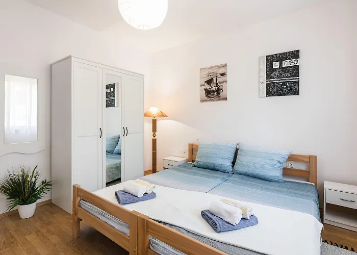 Reizendes Mit Meerblick, Privater Terrasse, Sonnenschutz, Waschmaschine Апартаменты *