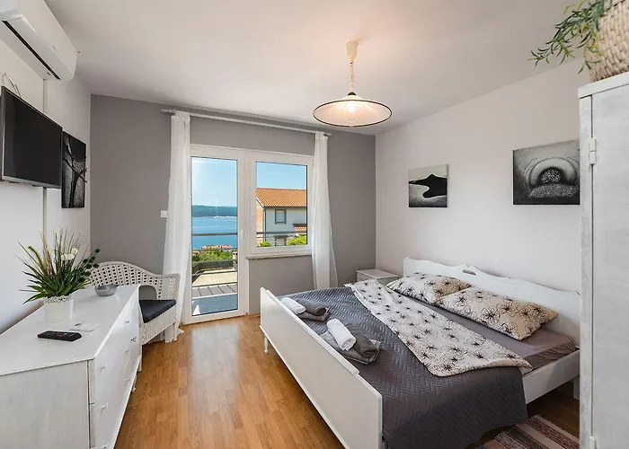 Reizendes Mit Meerblick, Privater Terrasse, Sonnenschutz, Waschmaschine Апартаменты